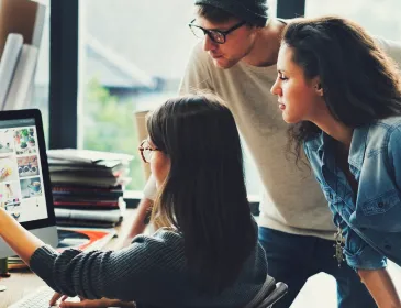 Headless CMS vs. WordPress: Was passt besser zu deinem Business?